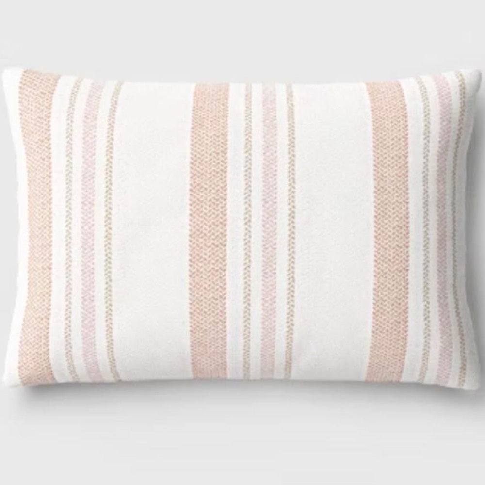 Room Essentials Textured Yarn Dyed Cotton Lumbar Throw Pillow Rectangle nwt